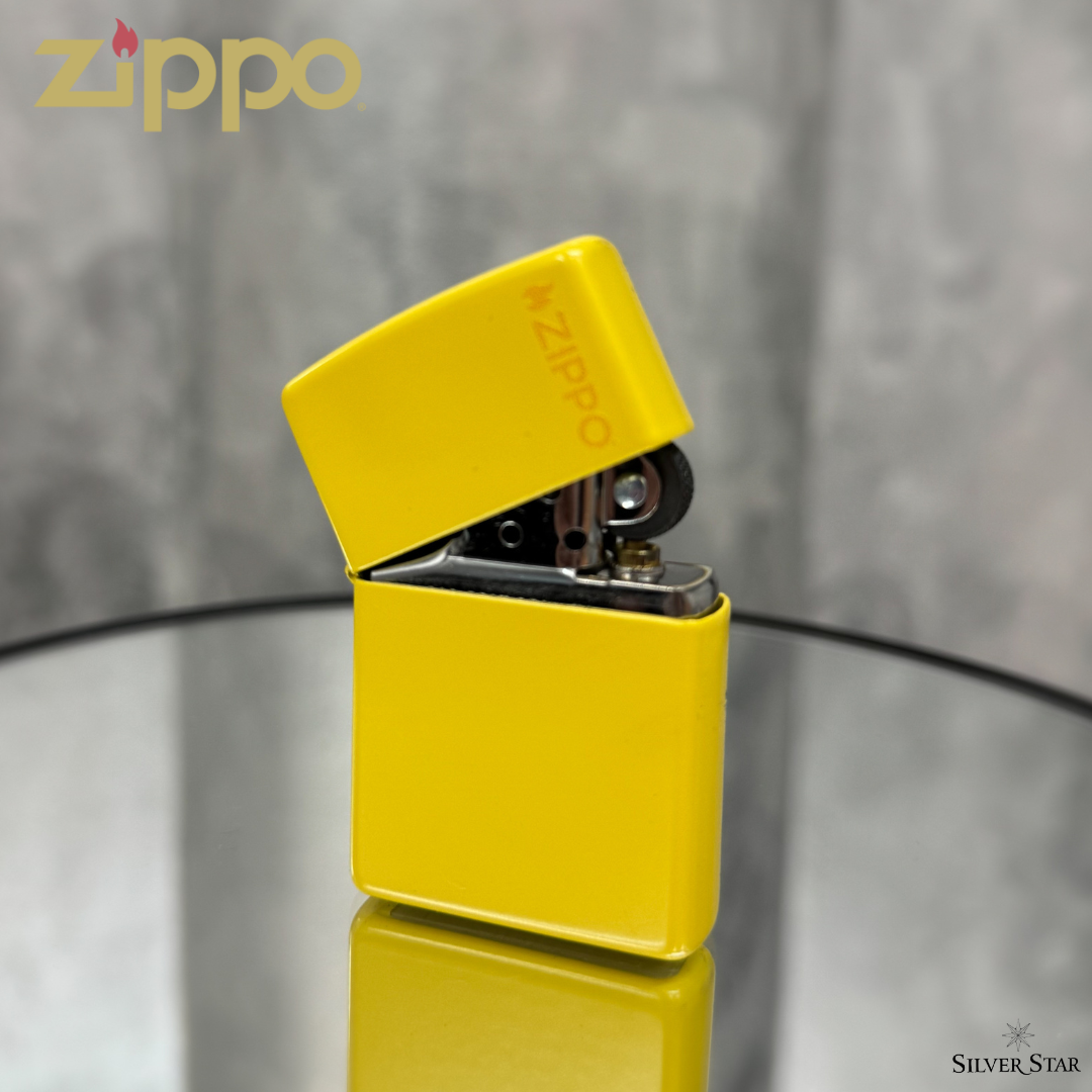 Zippo original upaljač mat žuti sa ZIPPO logom - Silver Star