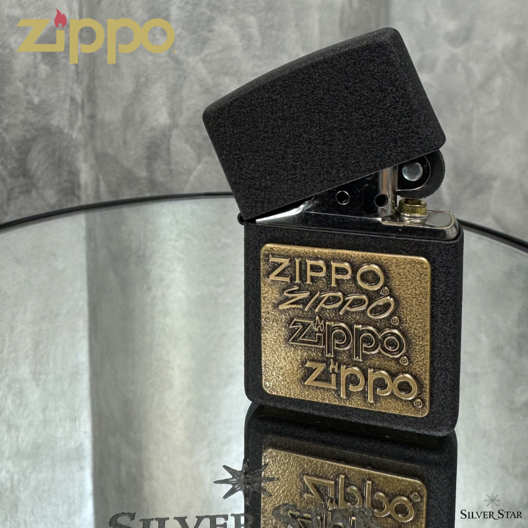 Zippo original upaljač BLACK CRACKLE SIGNED - Silver Star